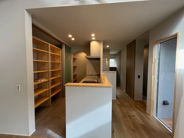 パントリーと冷蔵庫スペース